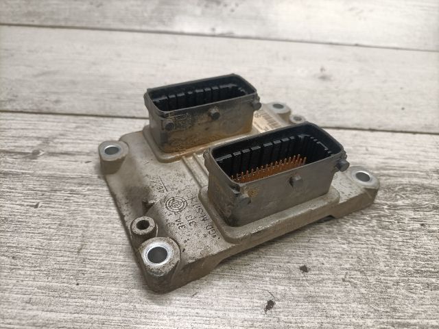 bontott OPEL ASTRA G Motorvezérlő