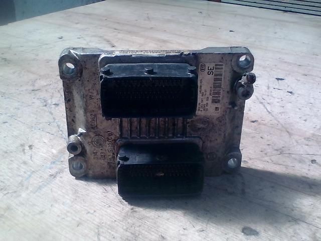 bontott OPEL ASTRA G Motorvezérlő