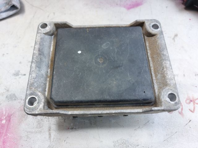 bontott OPEL ASTRA G Motorvezérlő