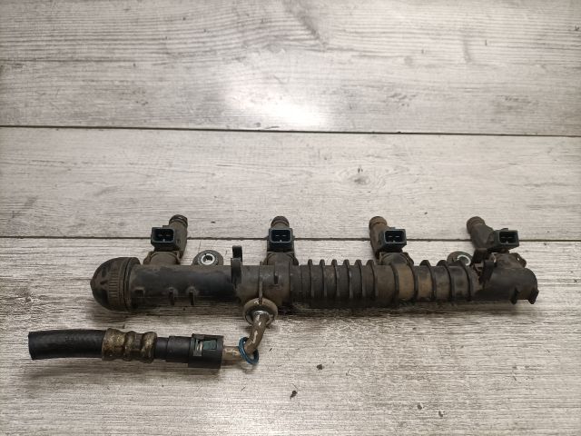 bontott OPEL ASTRA G Porlasztó (1 db)