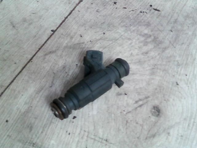 bontott OPEL ASTRA G Porlasztó (1 db)