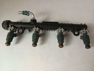 bontott OPEL ASTRA G Porlasztó Sor / Híd