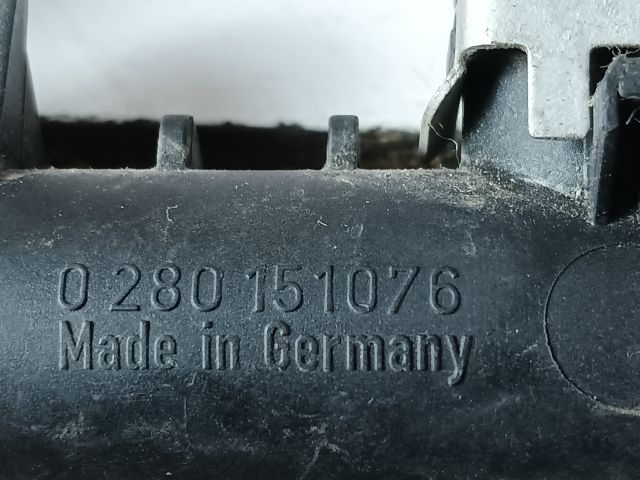 bontott OPEL ASTRA G Porlasztó Sor / Híd