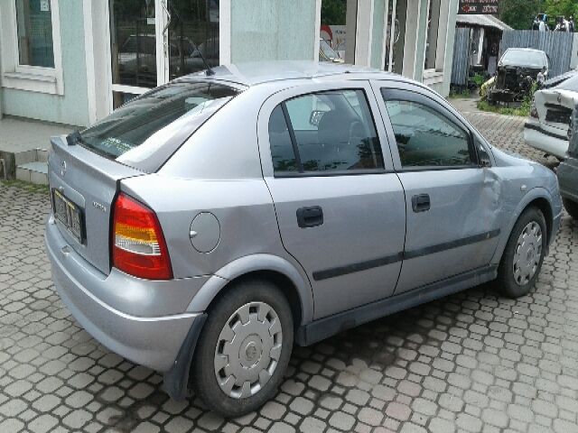 bontott OPEL ASTRA G Tank