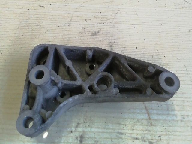 bontott OPEL ASTRA G Váltó Tartó Bak (Pozíciófüggetlen)