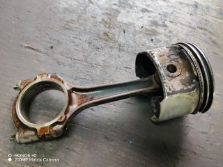 bontott OPEL ASTRA G Dugattyú és Hajtókar