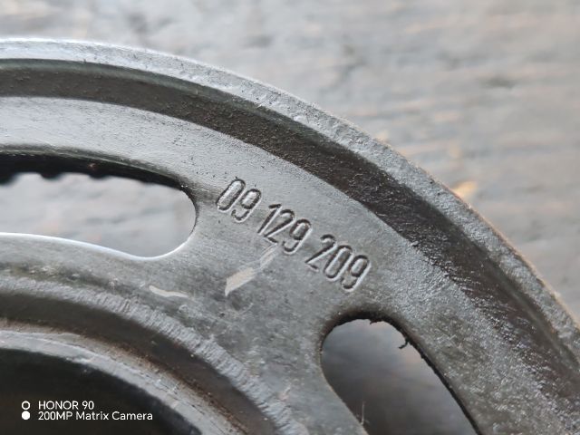 bontott OPEL ASTRA G Főtengely Szíjtárcsa