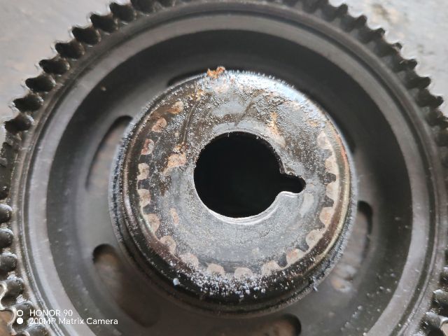 bontott OPEL ASTRA G Főtengely Szíjtárcsa