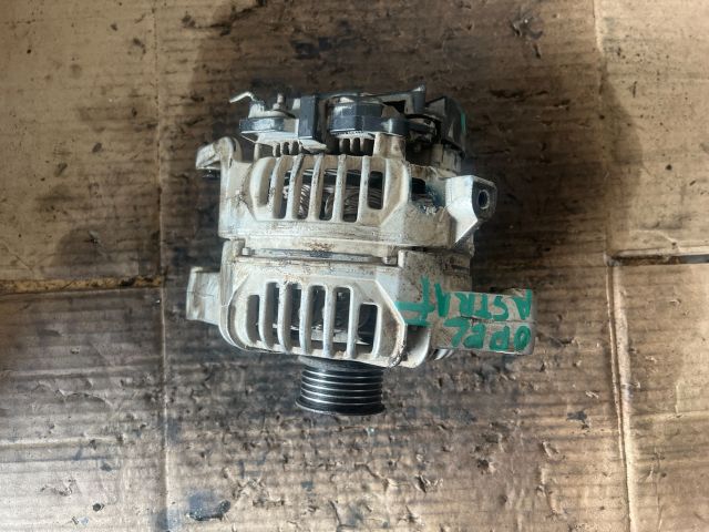 bontott OPEL ASTRA G Generátor