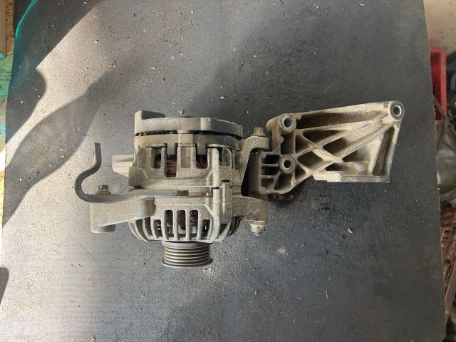 bontott OPEL ASTRA G Generátor