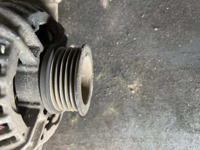 bontott OPEL ASTRA G Generátor