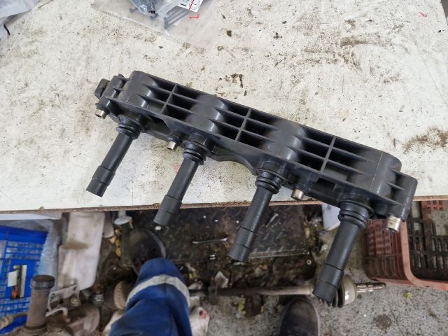 bontott OPEL ASTRA G Gyújtótrafó Szett