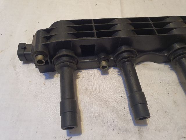 bontott OPEL ASTRA G Gyújtótrafó