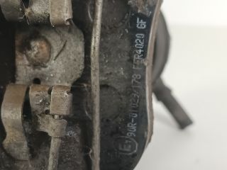 bontott OPEL ASTRA G Jobb első Féknyereg Munkahengerrel