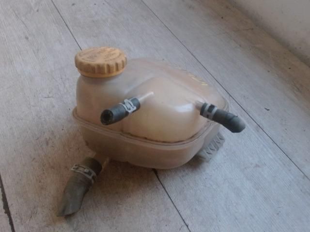 bontott OPEL ASTRA G Kiegyenlítő Tartály