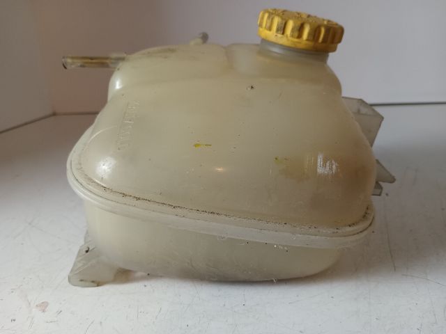 bontott OPEL ASTRA G Kiegyenlítő Tartály