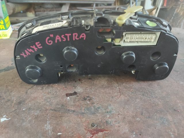 bontott OPEL ASTRA G Kilométeróra