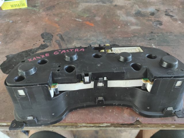 bontott OPEL ASTRA G Kilométeróra