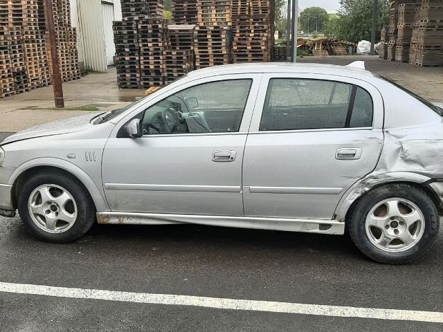 bontott OPEL ASTRA G Leömlő (Soros)
