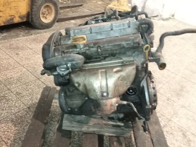 bontott OPEL ASTRA G Motor (Fűzött blokk hengerfejjel)