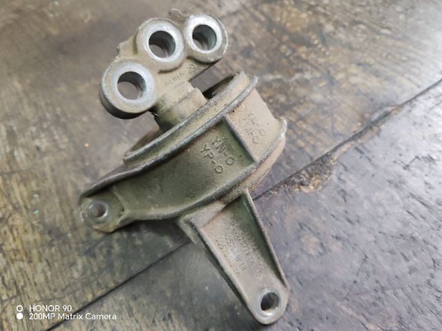 bontott OPEL ASTRA G Motor Tartó Bak (Fém)