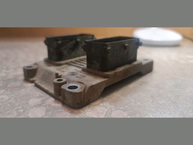 bontott OPEL ASTRA G Motorvezérlő