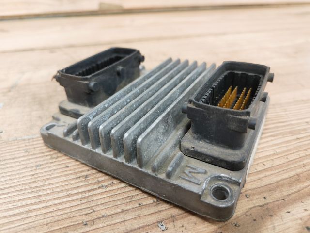 bontott OPEL ASTRA G Motorvezérlő