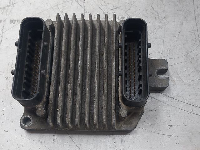 bontott OPEL ASTRA G Motorvezérlő