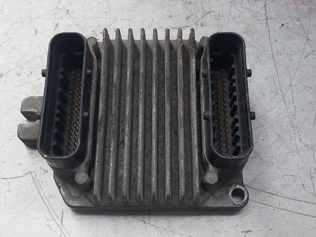 bontott OPEL ASTRA G Motorvezérlő
