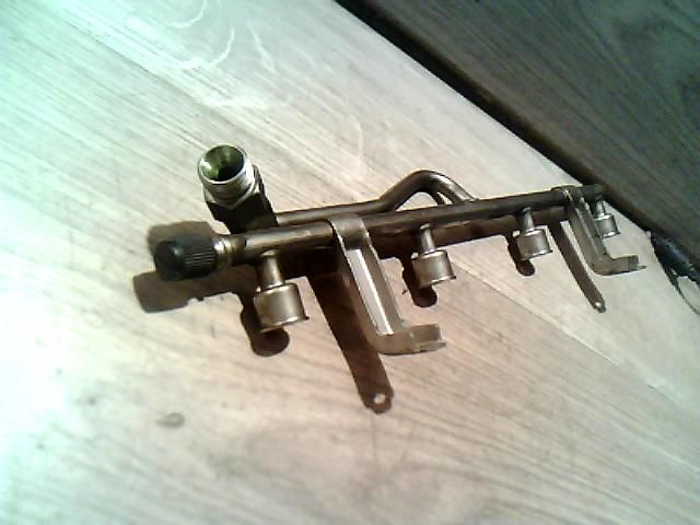 bontott OPEL ASTRA G Nagynyomású Üzemanyag Gyűjtőcső