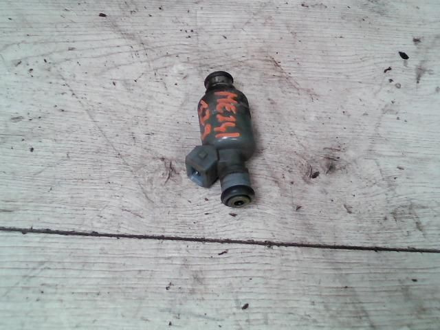 bontott OPEL ASTRA G Porlasztó (1 db)