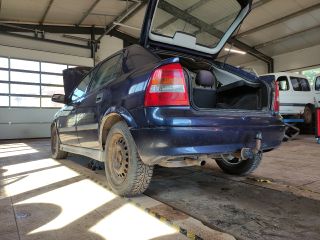 bontott OPEL ASTRA G Porlasztó Sor / Híd