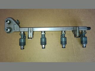 bontott OPEL ASTRA G Porlasztó Sor / Híd