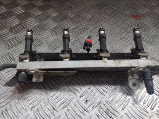 bontott OPEL ASTRA G Porlasztó Sor / Híd