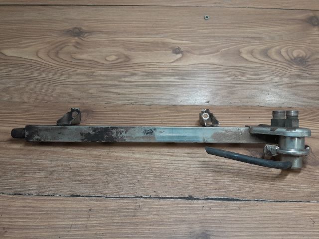 bontott OPEL ASTRA G Porlasztó Sor / Híd