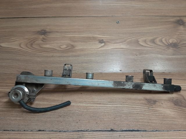 bontott OPEL ASTRA G Porlasztó Sor / Híd