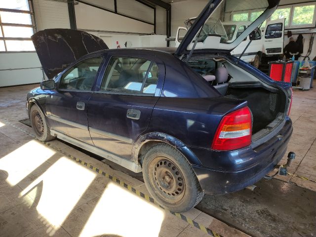 bontott OPEL ASTRA G Porlasztó Sor / Híd