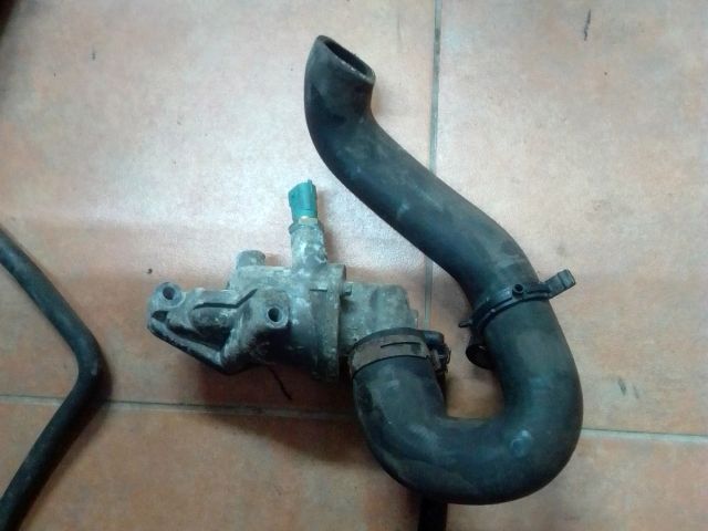 bontott OPEL ASTRA G Termosztátház