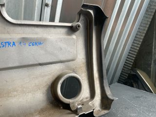 bontott OPEL ASTRA G Felső Motorburkolat