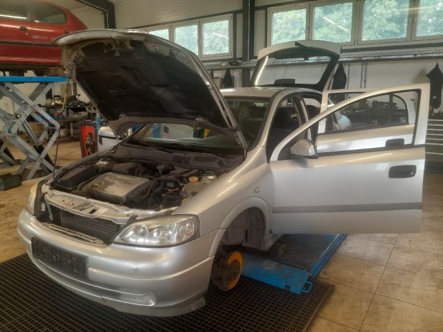 bontott OPEL ASTRA G Generátor