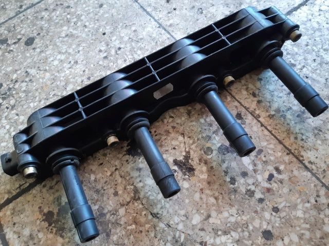 bontott OPEL ASTRA G Gyújtótrafó