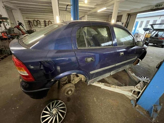 bontott OPEL ASTRA G Homlokfal (Üres lemez)