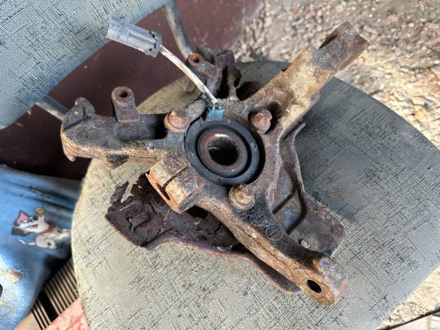 bontott OPEL ASTRA G Jobb első Csonkállvány Kerékaggyal