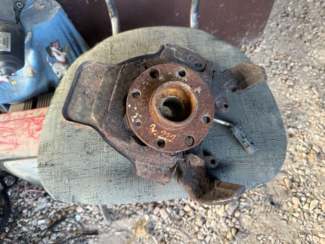 bontott OPEL ASTRA G Jobb első Csonkállvány Kerékaggyal