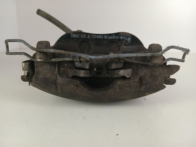 bontott OPEL ASTRA G Jobb első Féknyereg Munkahengerrel