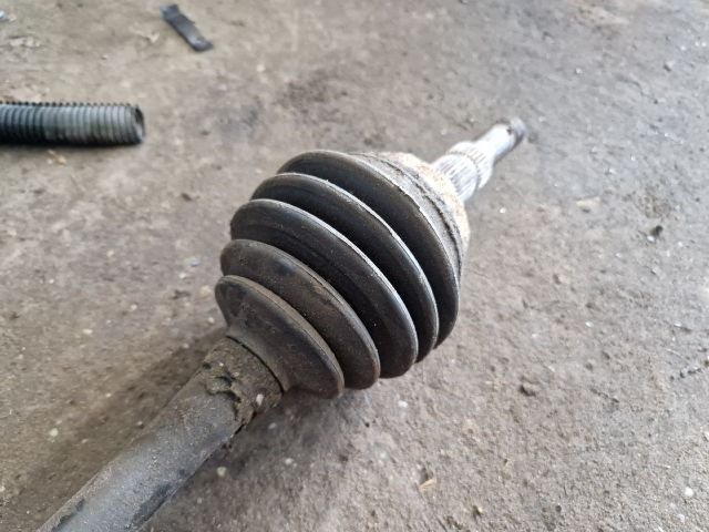 bontott OPEL ASTRA G Jobb Féltengely