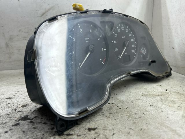 bontott OPEL ASTRA G Kilométeróra