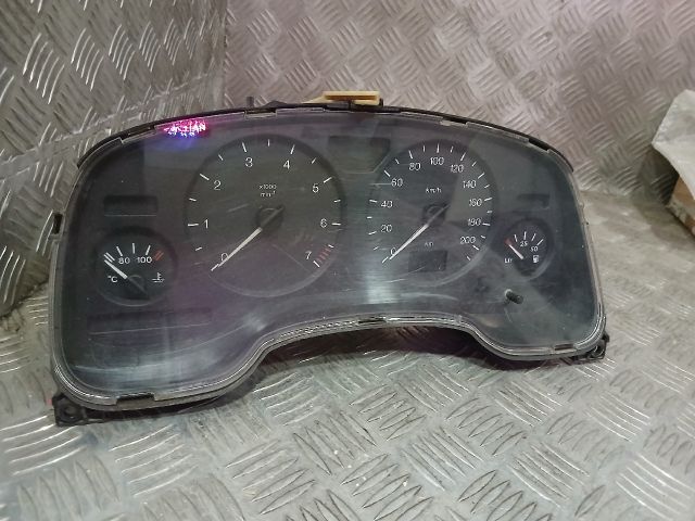 bontott OPEL ASTRA G Kilométeróra