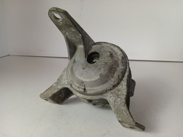 bontott OPEL ASTRA G Motor Tartó Bak Jobb