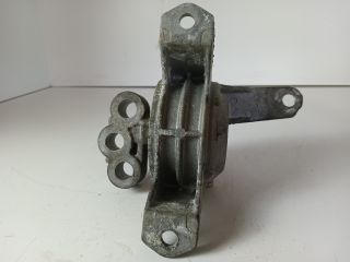 bontott OPEL ASTRA G Motor Tartó Bak Jobb